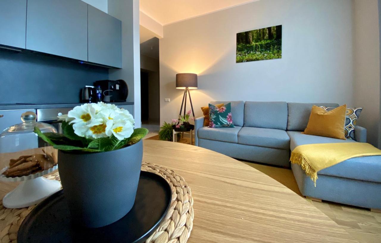 Riga A New Designed Cosy Family Apartment Exterior photo