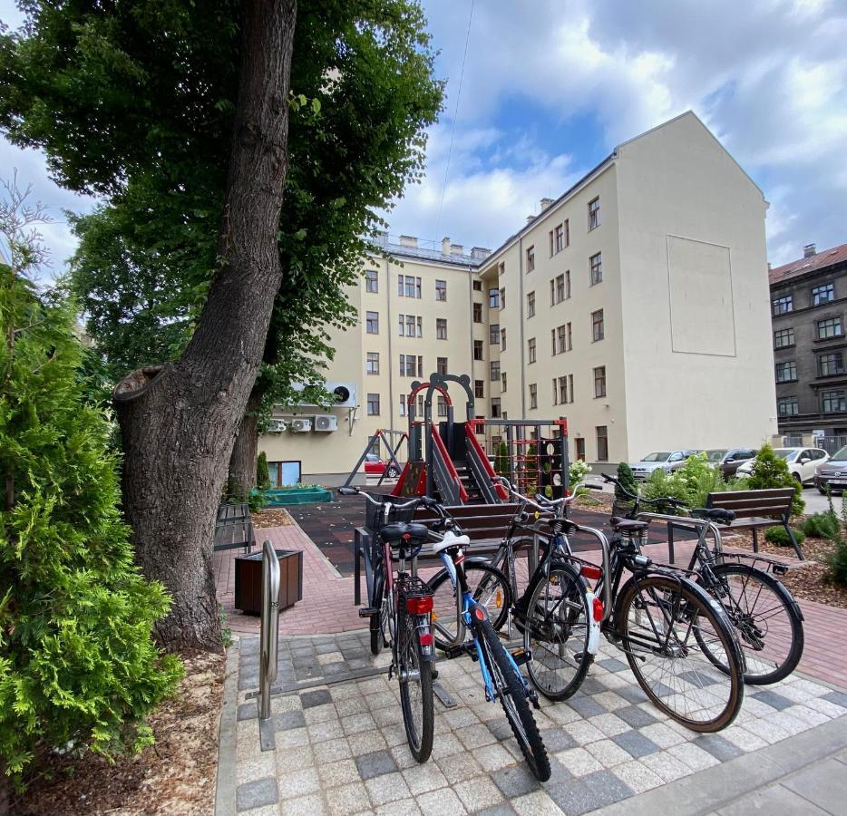 Riga A New Designed Cosy Family Apartment Exterior photo