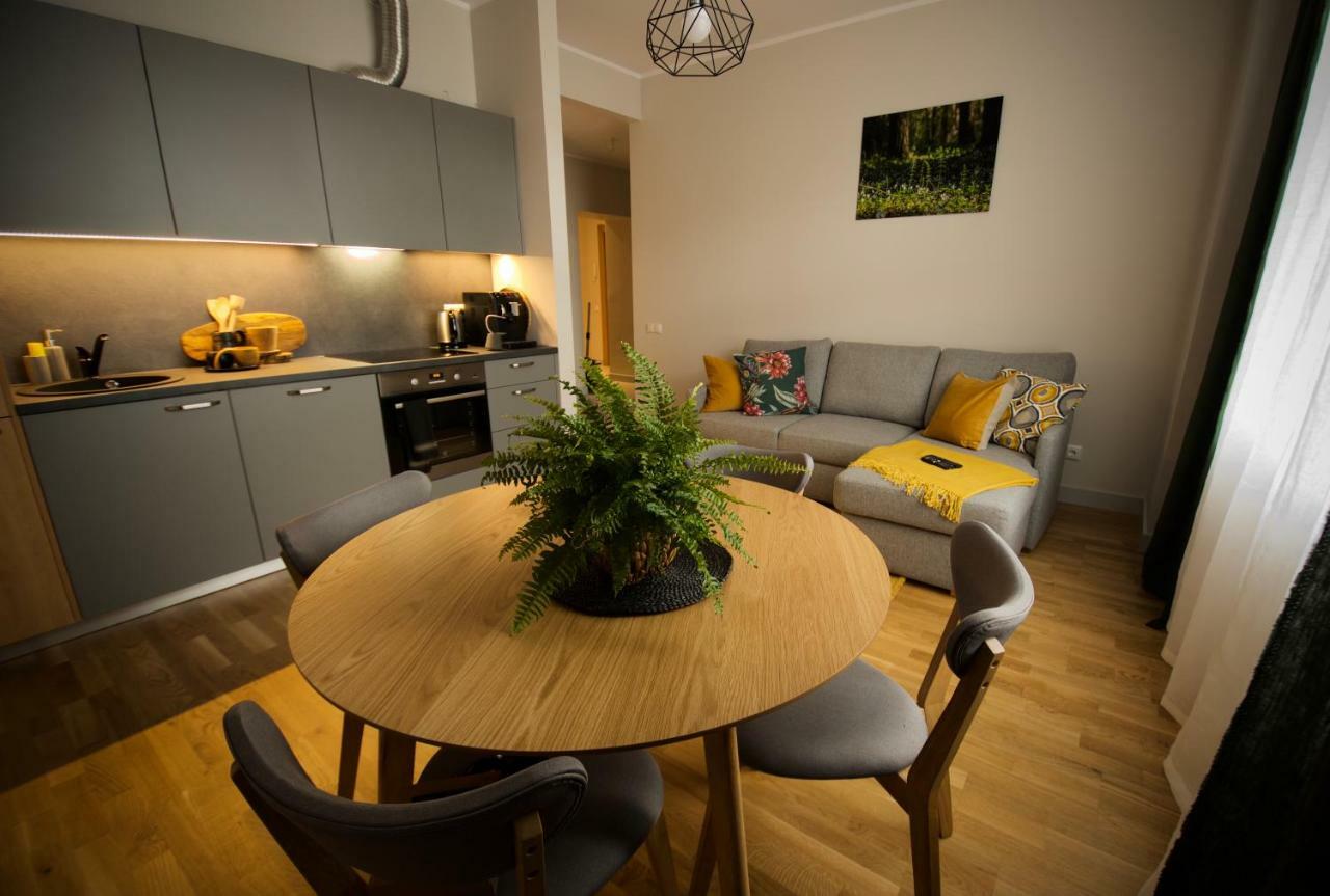 Riga A New Designed Cosy Family Apartment Exterior photo