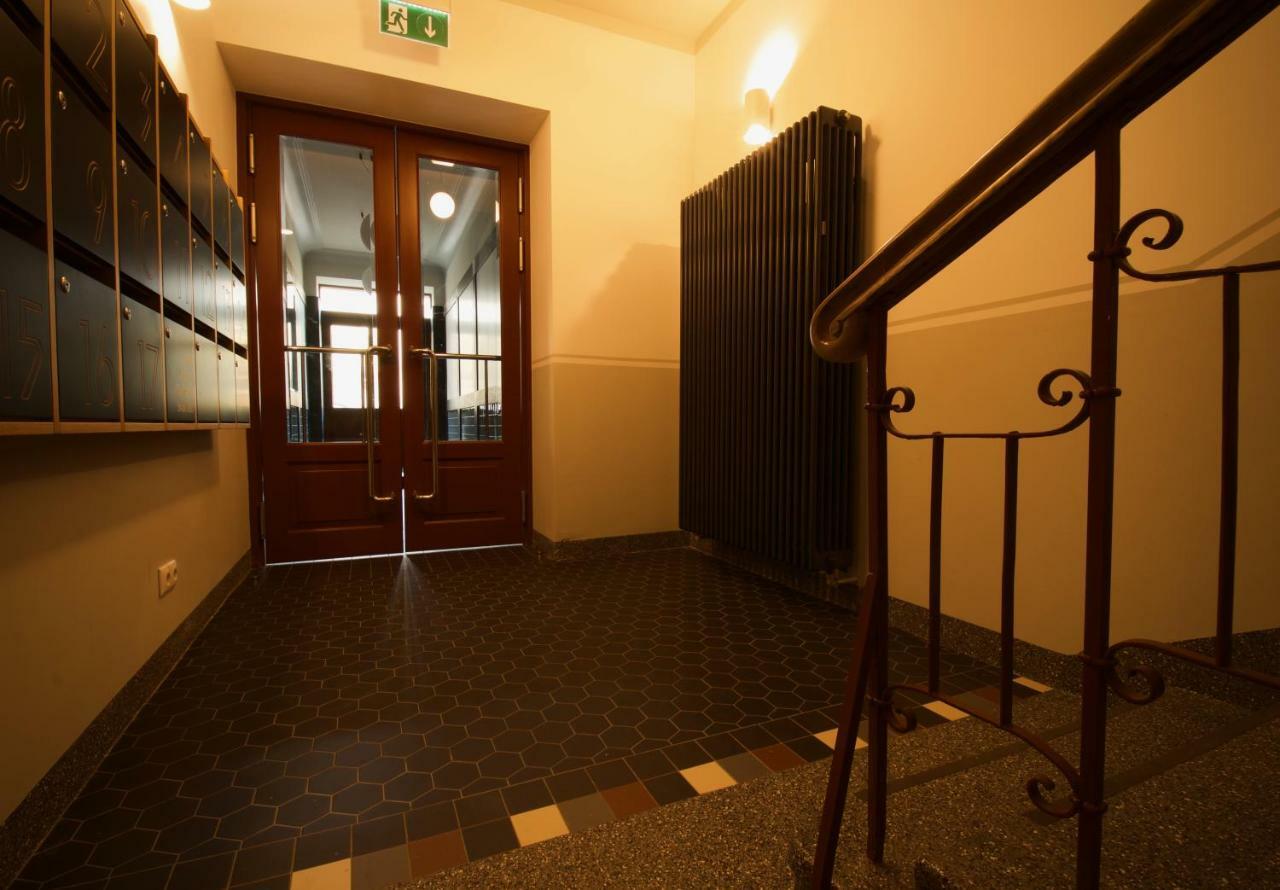 Riga A New Designed Cosy Family Apartment Exterior photo