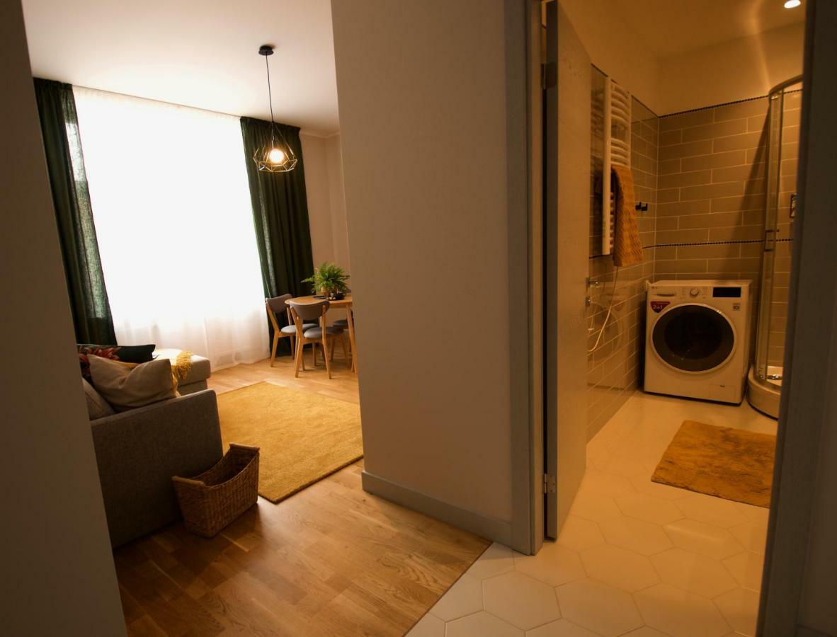 Riga A New Designed Cosy Family Apartment Exterior photo